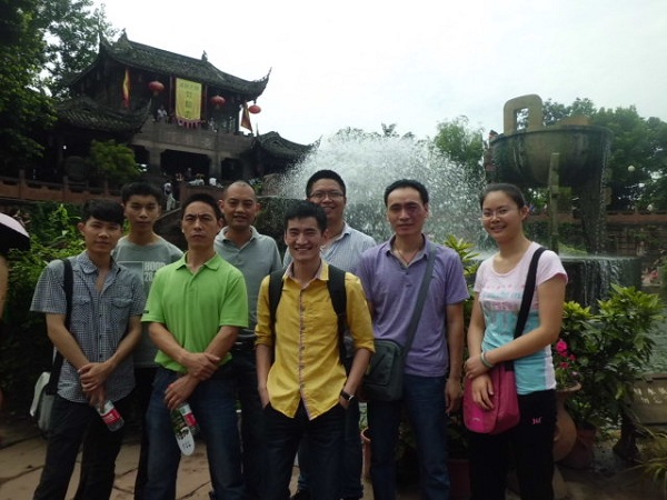 3044永利成都新材料举办6月员工生日月活动