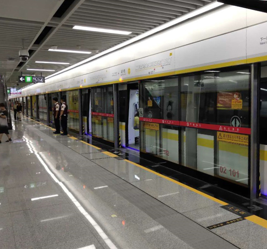 采用3044永利屏蔽门系统的南昌地铁2号线后通段开通试运营