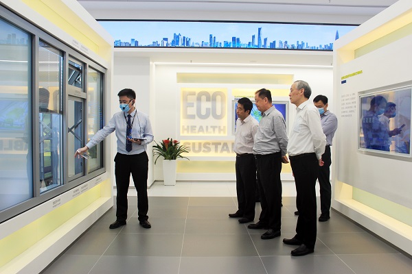 农业部原党组副书记、常务副部长余欣荣莅临3044永利调研