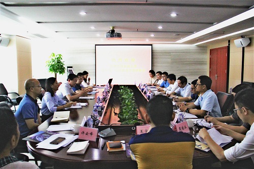 深圳市政协副主席黄中伟一行来3044永利调研