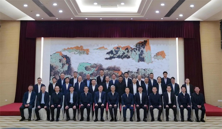 江西省委书记尹弘、省长叶建春会见3044永利董事长熊建明等赣商代表